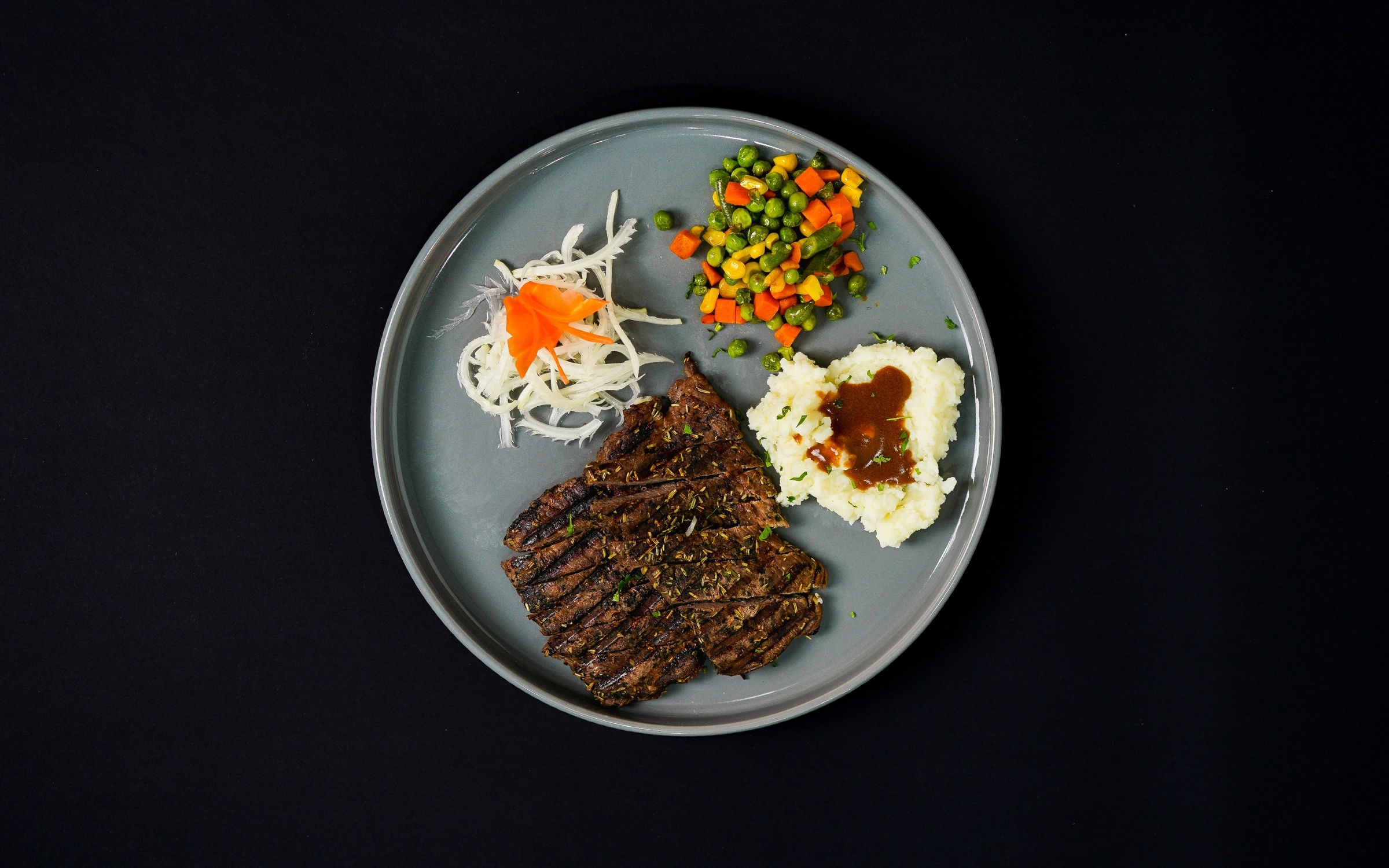 Next level steak with mashed potato