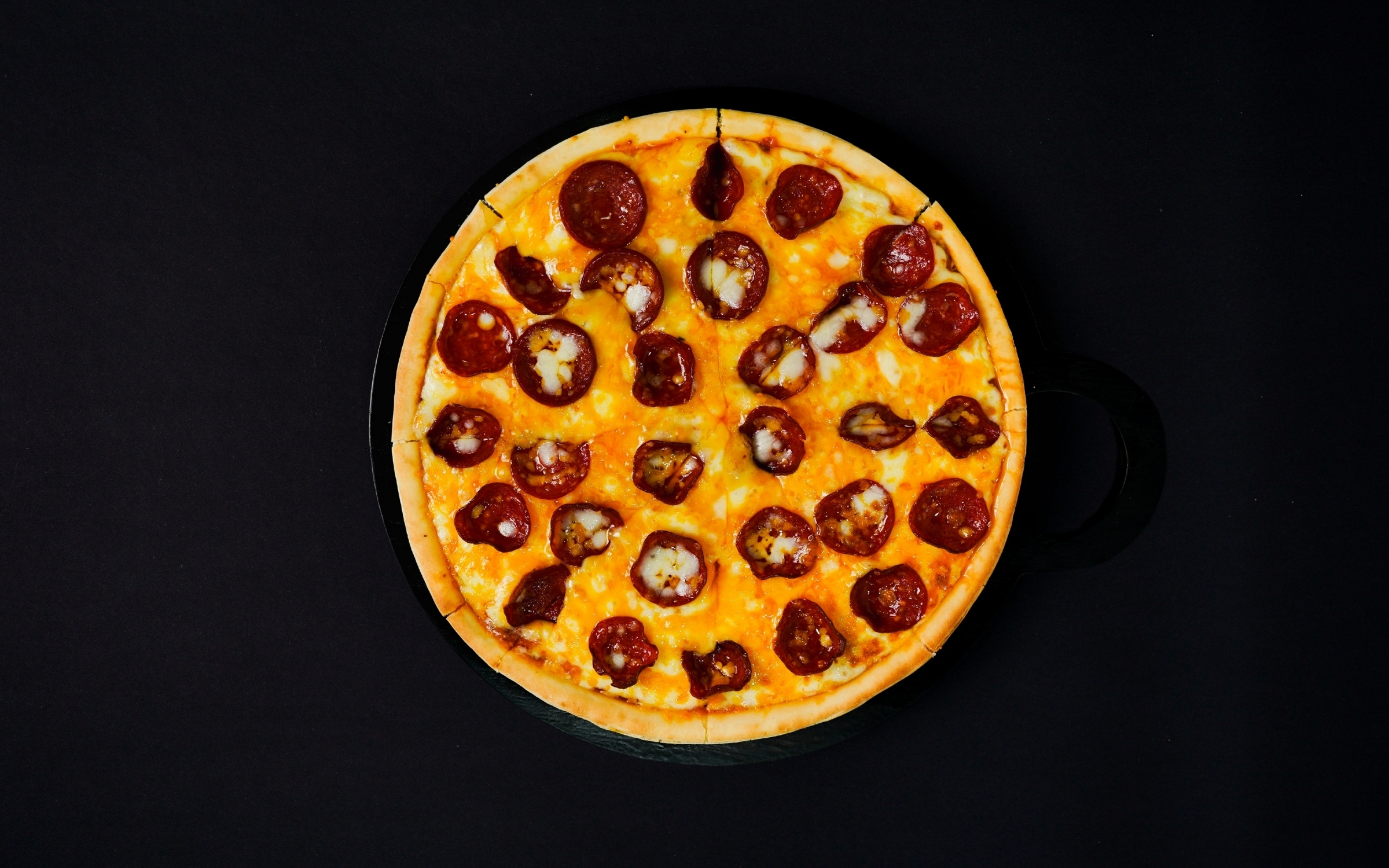 Pepperoni pizza